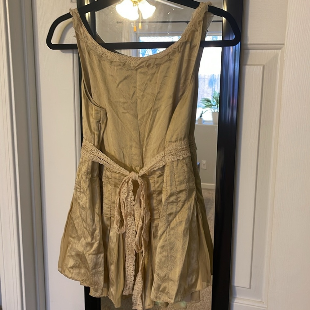 VINTAGE ELIE TAHARI SILK Ruffle Top ~ Large - Picture 5 of 6